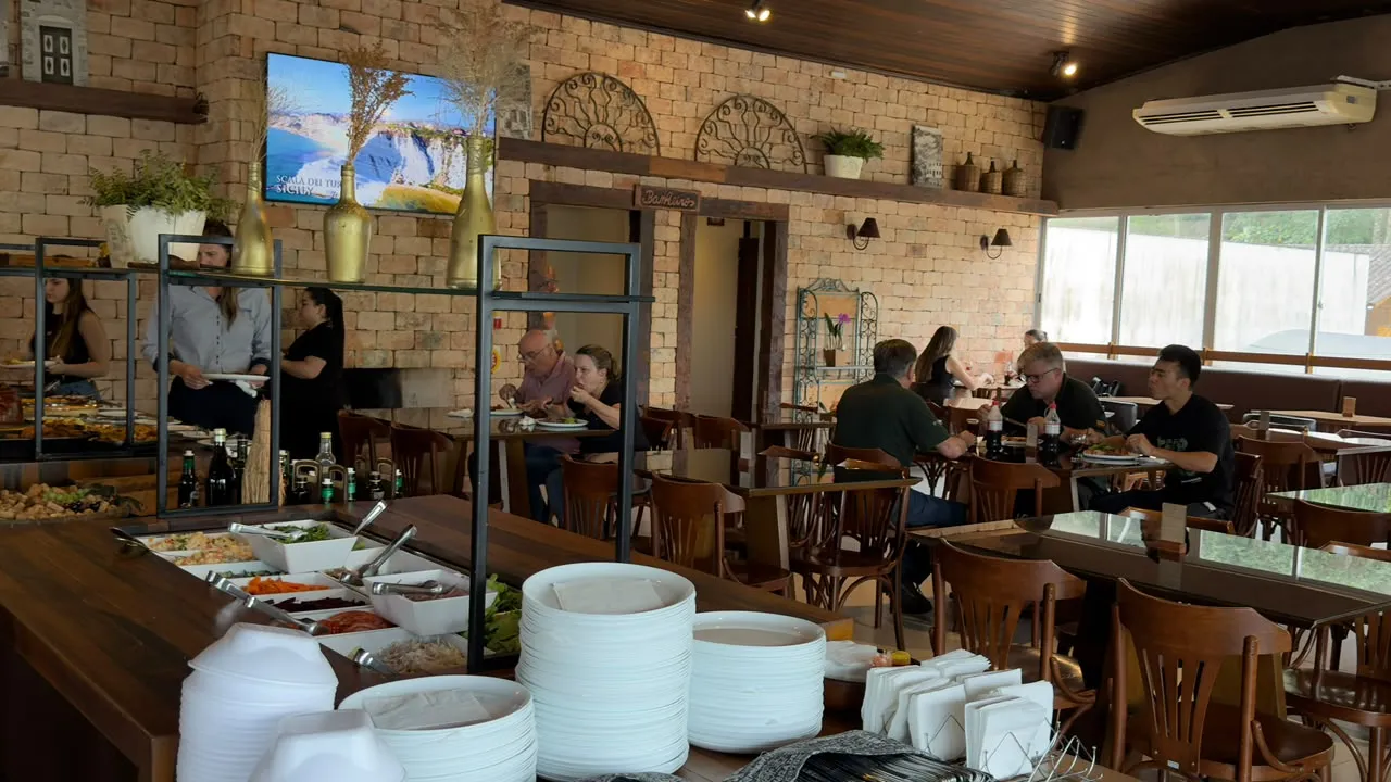 Imagem do buffetr do restaurante.