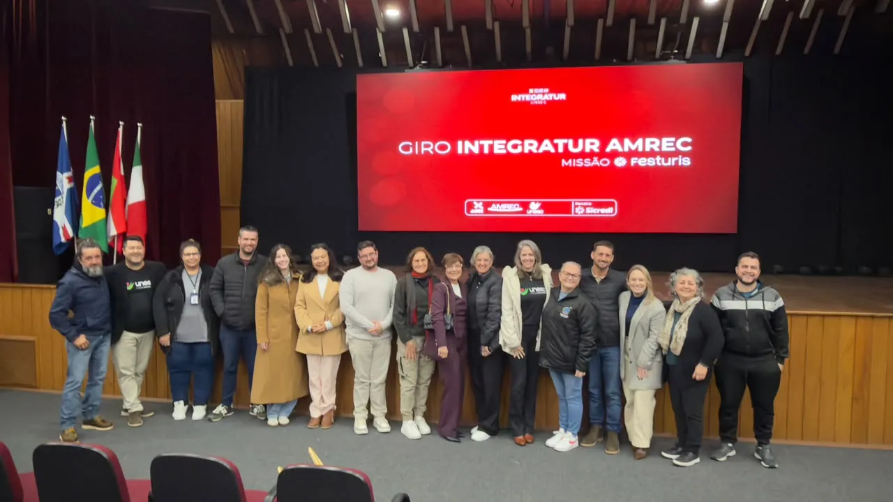 Trade turístico reunido no encontro. 